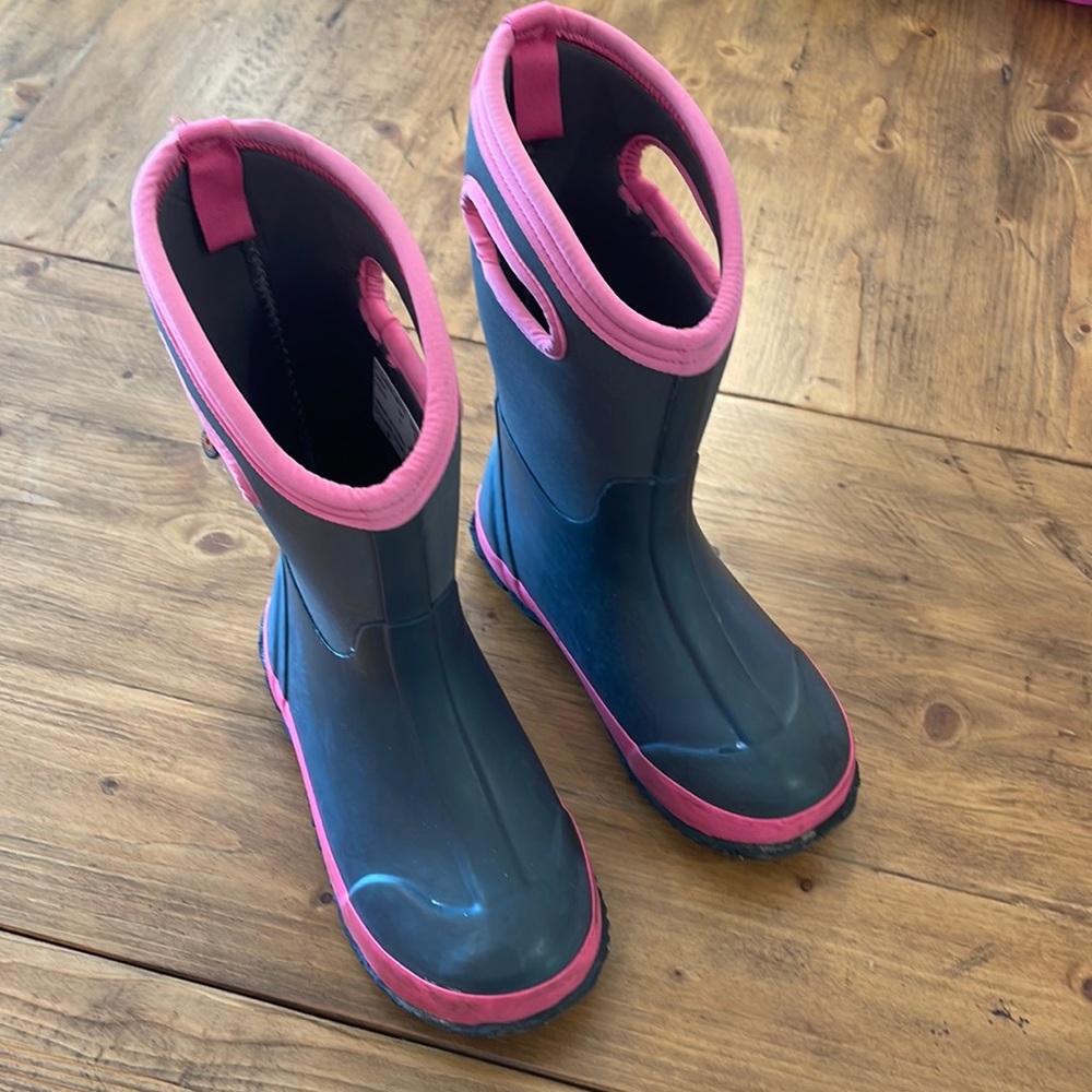 BOGS • Size 2 • GUC
